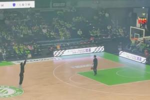 夸张!“日本库里”中圈3分 中圈弹地3分 勾手3分 背手勾手4连中