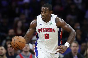 杜伦:新赛季想展示自主进攻&高水平防守 不希望被固定在某一角色